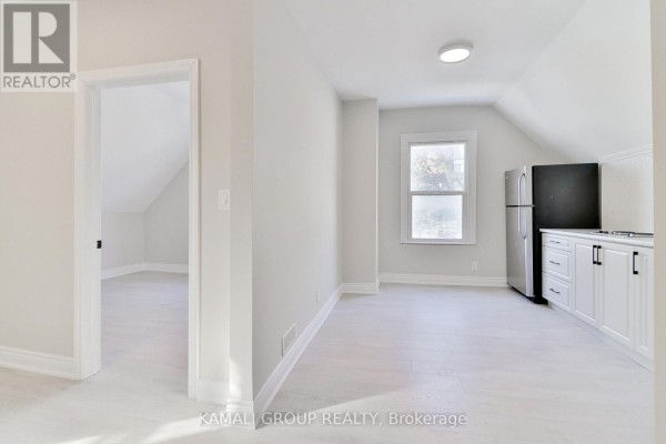 Primary Bedroom - 3 - 93 Mcmillan Drive, Oshawa, ON L1G3Z7 Photo 3