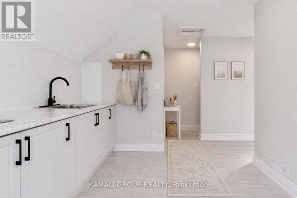 3 - 93 Mcmillan Drive, Oshawa, ON L1G3Z7 Photo 4