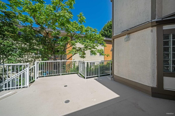 3 1552 Everall Street, White Rock, BC, photo 3