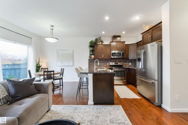#3 16004 54 St Nw, Edmonton, AB T5Y0R1 Photo 5