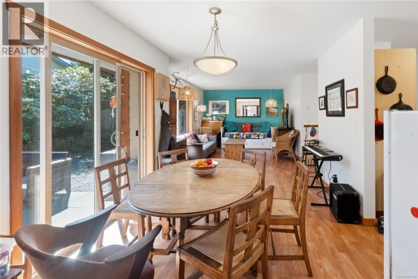 Entrance - 3 1626 Holly Cres, Ucluelet, BC V0R3A0 Photo 5