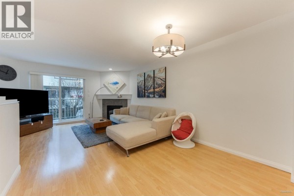 3 22788 Norton Court, Richmond, BC V6V2W7 Photo 5