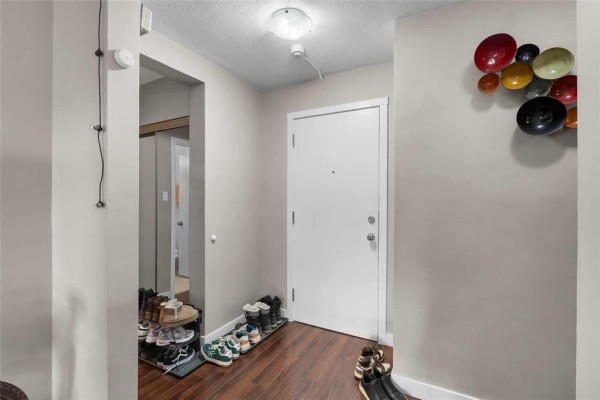 Bedroom - 3 2441 Portage Avenue, Winnipeg, MB R3J0N3 Photo 5