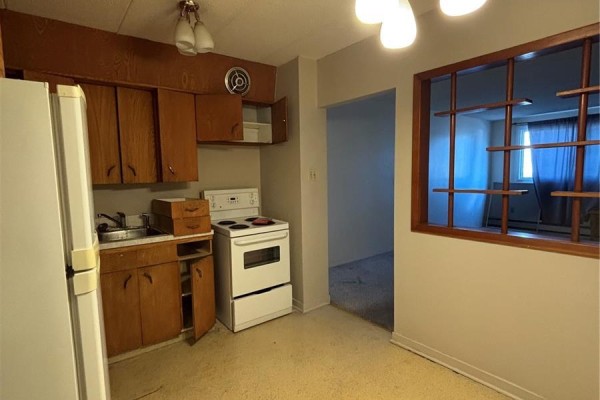 3 2620 5th Avenue N, Regina, SK S4R5E5 Photo 5