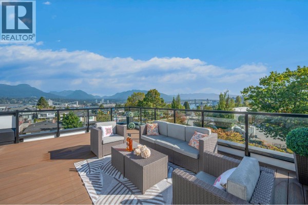3 2893 Eton Street, Vancouver
