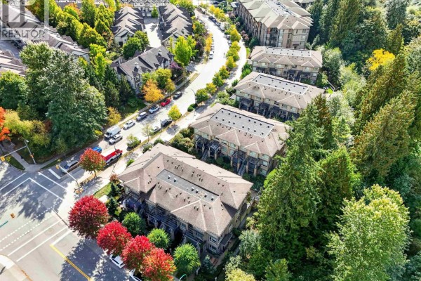 3 3201 Neol Drive, Burnaby, BC V3J7G3 Photo 2
