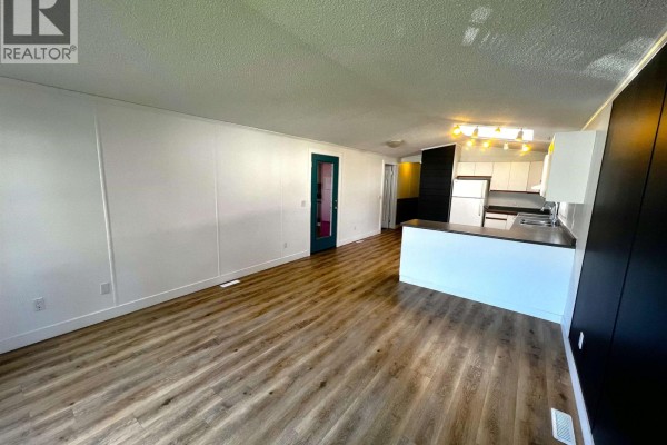 Bedroom 2 - 3 3278 Third Avenue, Smithers, BC V0J2N0 Photo 4