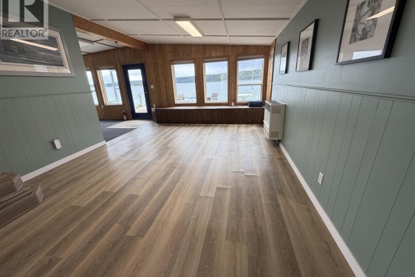 Primary Bedroom - 3 3728 S Cariboo 97 Highway, 100 Mile House, BC V0K1T1 Photo 4