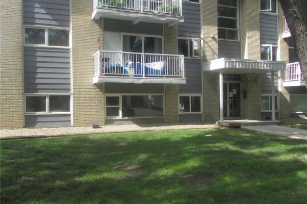Bedroom - 3 38 Spence Street, Regina, SK S4S4H4 Photo 2