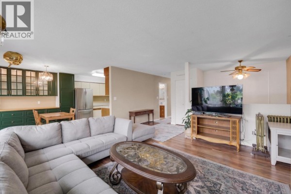3 38397 Buckley Avenue, Squamish, BC, photo 2