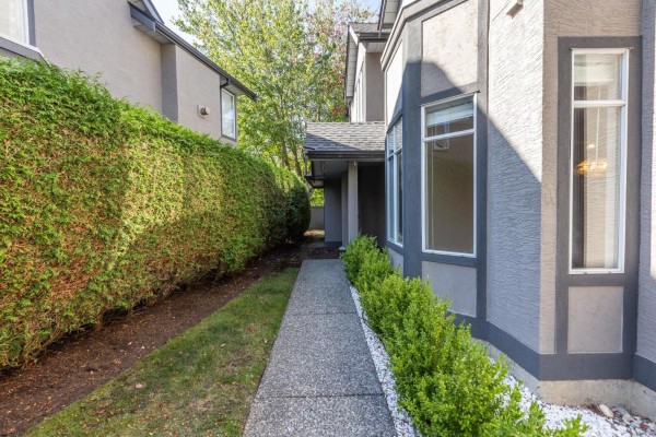 3 4740 221 Street, Langley, BC V2Z1L8 Photo 2
