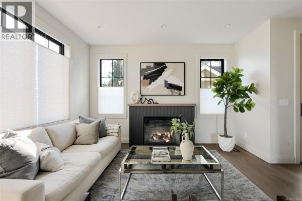 Recreation room - 3 5032 Wesley Rd, Saanich, BC V8Y1Z4 Photo 5