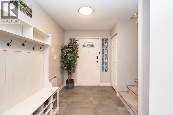 3 5501 Ladner Trunk Road, Delta, BC V4K1X1 Photo 5