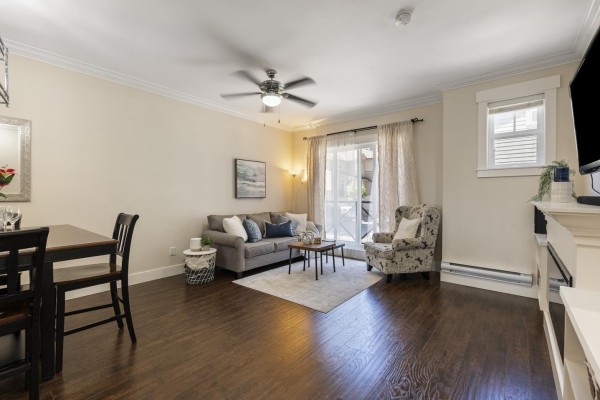 3 5957 152 Street, Surrey, BC V3S3K4 Photo 3