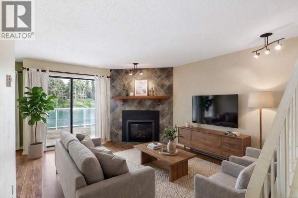 Sunroom - 3 67 Gorge Rd W, Saanich, BC V9A1L9 Photo 2