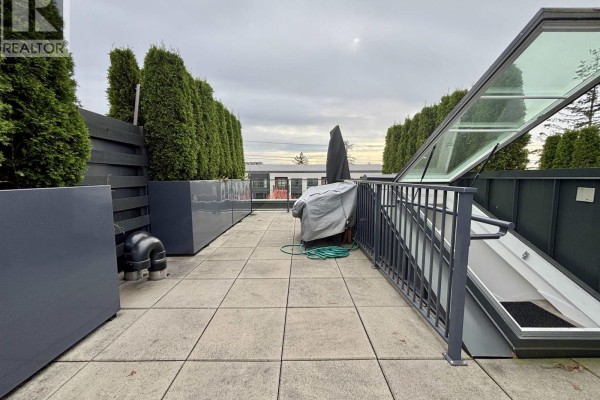 3 720 3rd East Street, North Vancouver, BC, photo 2