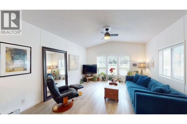 3 7617 Pemberton Meadows, Pemberton, BC V0N2L0 Photo 2
