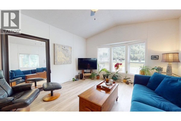3 7617 Pemberton Meadows, Pemberton, BC V0N2L0 Photo 4