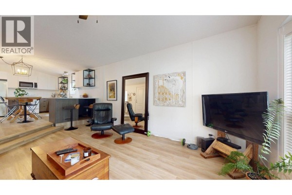 3 7617 Pemberton Meadows, Pemberton, BC V0N2L0 Photo 5