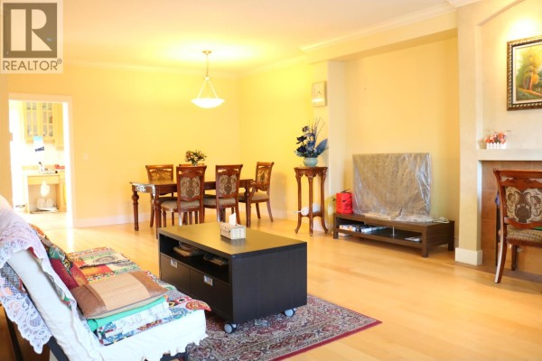 3 7833 St. Albans Road, Richmond, BC V6Y2K8 Photo 4