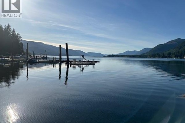 3 8290 Sa-seen-os Rd, Youbou, BC V0R3E1 Photo 5