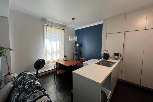 Bedroom - 3 854 Alverstone Street, Winnipeg, MB R3E2H2 Photo 5