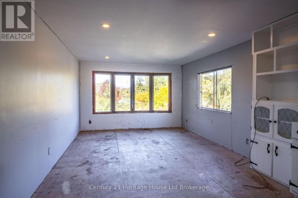 3 Albert - 596101 59 Highway, East Zorra Tavistock, ON N4S7W1 Photo 3