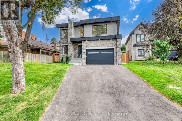 Exercise room - 3 Amber Crescent, Toronto, ON M6L2R5 Photo 2