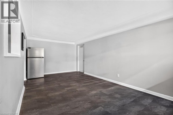 Dining room - 3 Applewood Avenue Unit# 1, Stoney Creek, ON L8G3S4 Photo 4