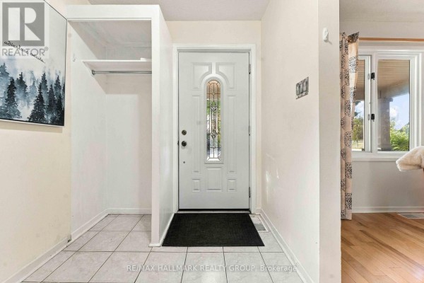 3 Ashbury Place, Ottawa, ON K1M1H3 Photo 5