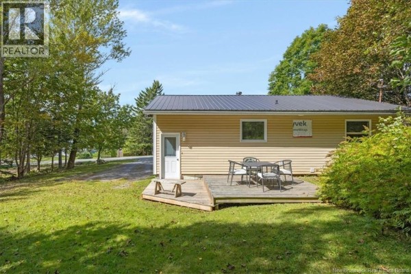 Living room - 3 Boyd Avenue, Quispamsis, NB E2E1B2 Photo 5