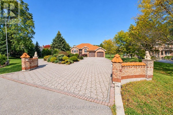3 Cedar Avenue, Hamilton, ON L9H6W4 Photo 3