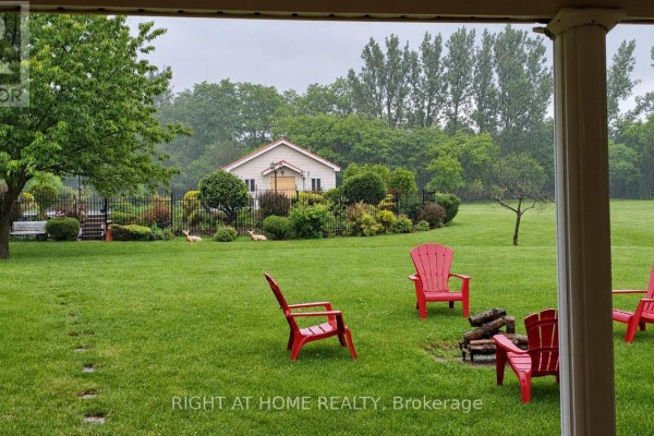 3 Cedar Avenue, Hamilton, ON L9H6W4 Photo 5