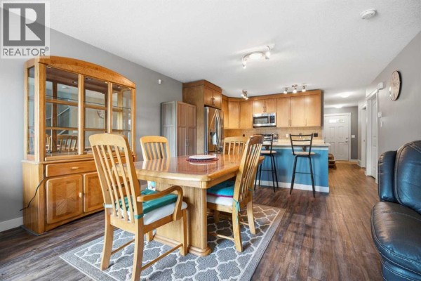 Living room - 3 Chaparral Valley Gardens Se, Calgary, AB T2X0P8 Photo 5