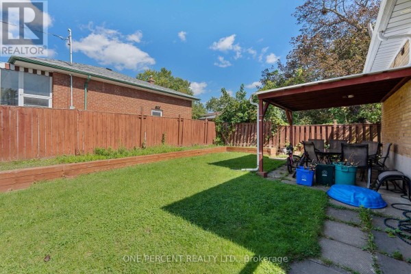 Primary Bedroom - 3 Charity Road, Toronto, ON M1K3S1 Photo 4