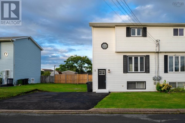 Living room - 3 Chebucto Circle, Eastern Passage, NS B3E1G5 Photo 3