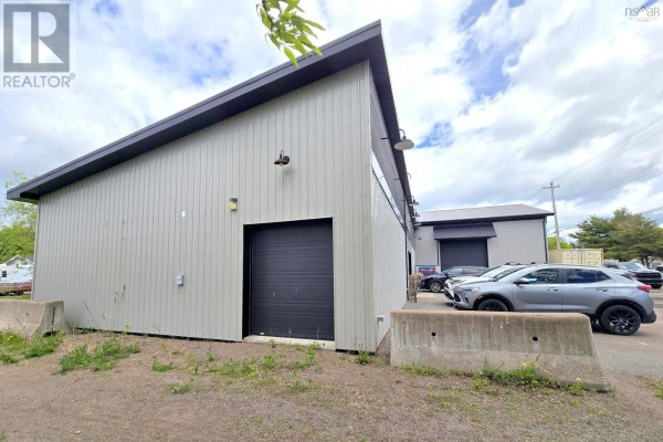 3 Clinton Street, Amherst, NS, photo 3