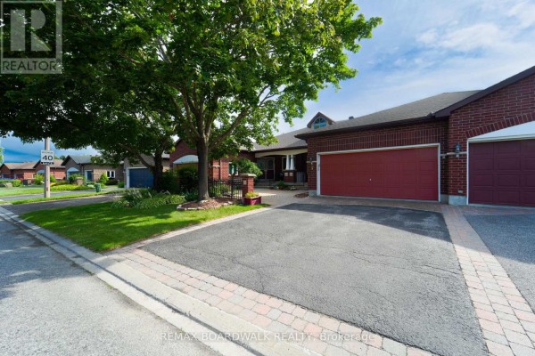 Kitchen - 3 Coulson Court, Ottawa, ON K2K2X8 Photo 3