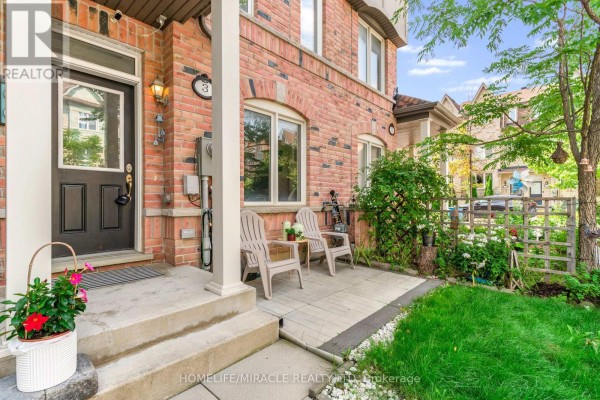 3 De Jong Street, Toronto, ON, photo 3