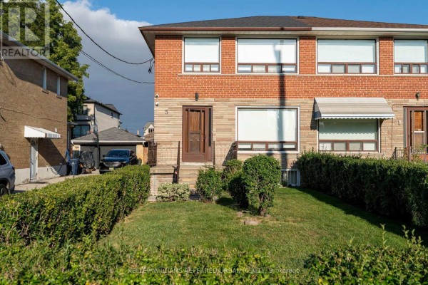 3 Duckworth Street, Toronto, ON M6M4W3 Photo 4