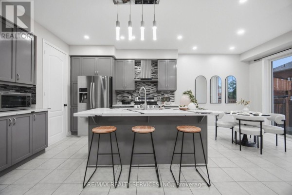 3 Fenchurch Drive, Brampton, ON, photo 2