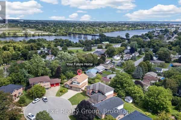 Family room - 3 Fleming Road, Quinte West, ON K8V6P6 Photo 4