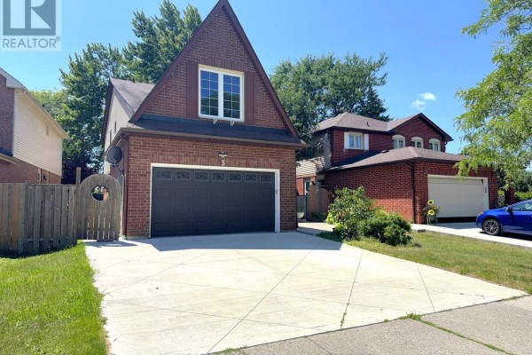 3 Gervais Drive, Brampton, ON, photo 2