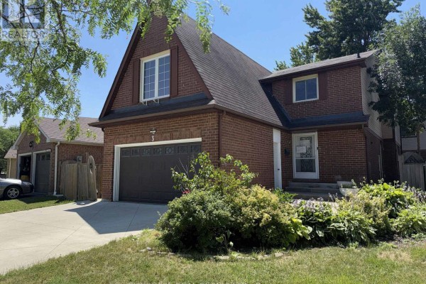 3 Gervais Drive, Brampton, ON, photo 3