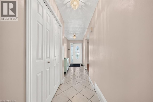 Recreation room - 3 Harvard Place, Hamilton, ON L9B1S1 Photo 5