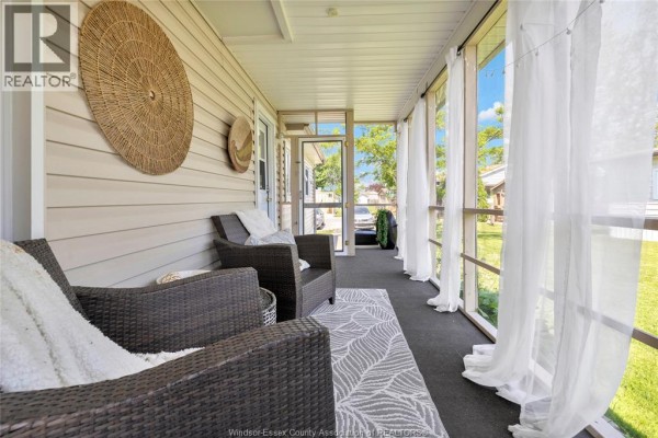 Sunroom - 3 Lilac, Mcgregor, ON N0R1J0 Photo 5