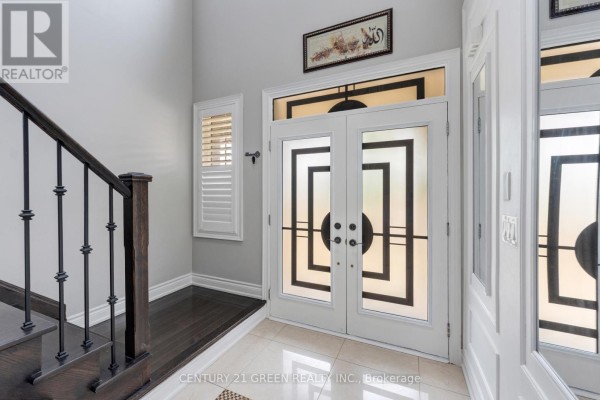 3 Lisson Crescent, Brampton, ON, photo 3