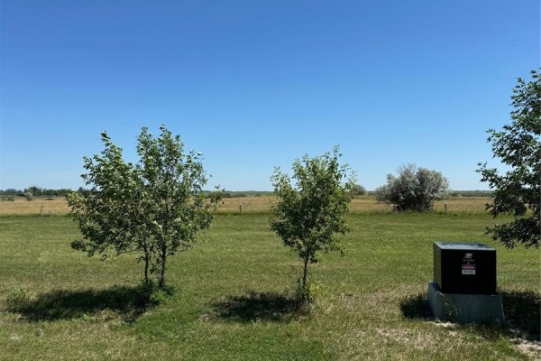 3 Marine Drive, Island View, SK S0G1C0 Photo 2