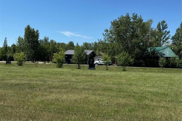 3 Marine Drive, Island View, SK S0G1C0 Photo 3
