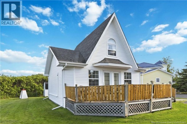 3 Millock Avenue, Pointe Du Chene, NB, photo 2